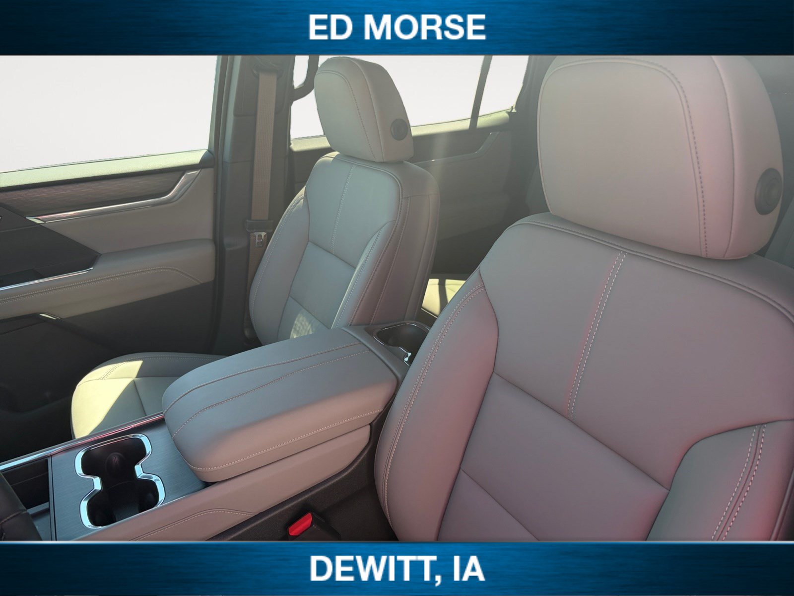 New 2026 GMC Acadia Elevation w/ Black Edition FWD image 9