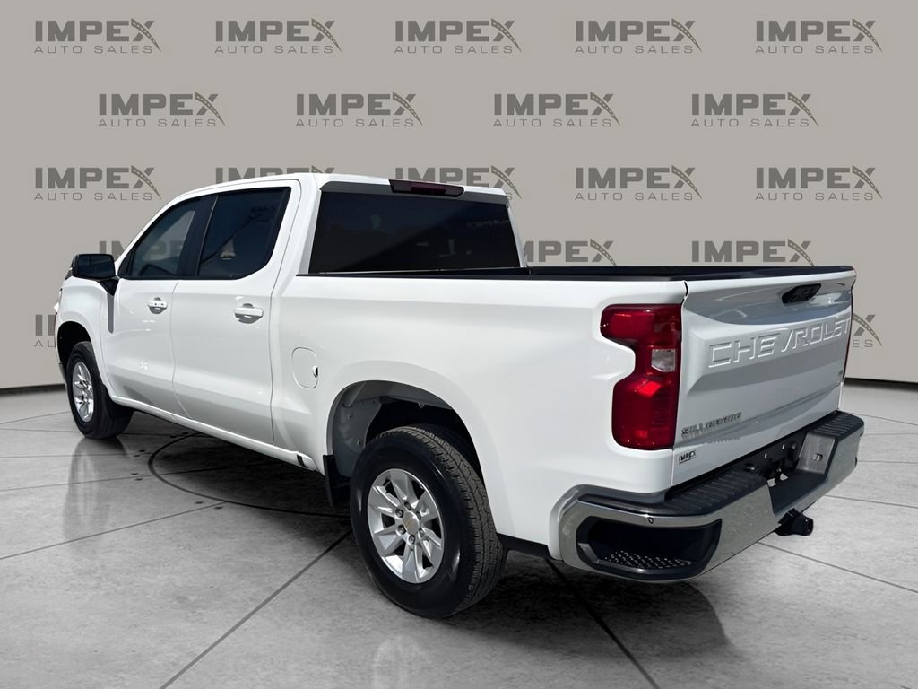 Used 2025 Chevrolet Silverado 1500 LT image 3