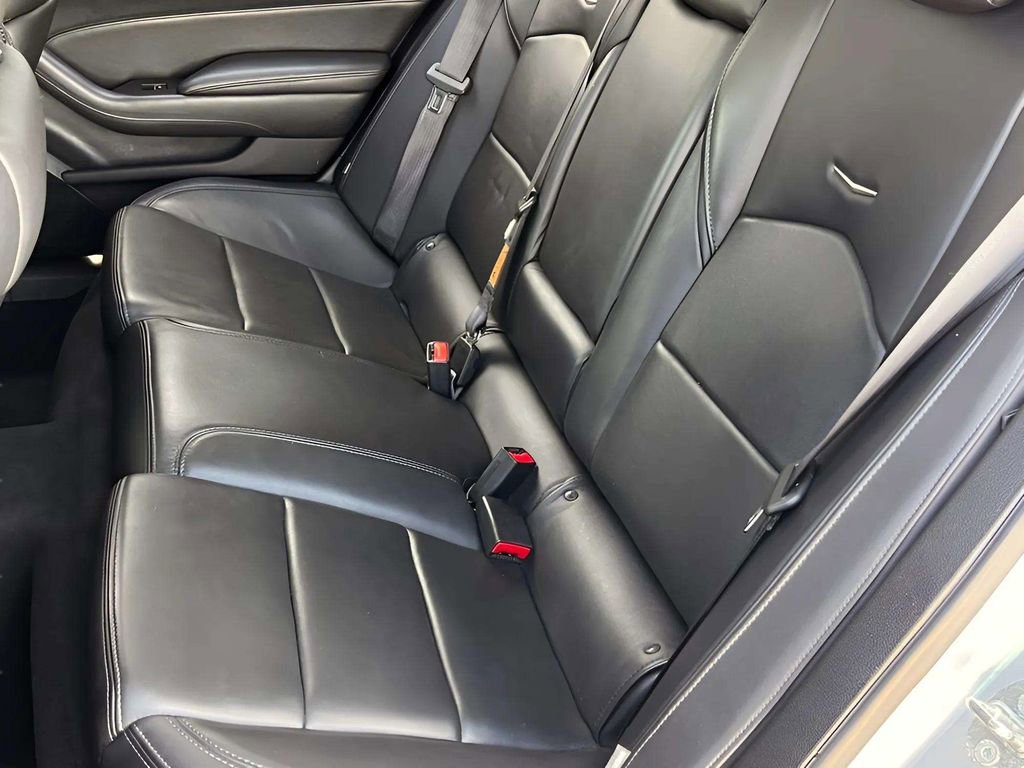 Used 2018 Cadillac CTS Luxury RWD image 24