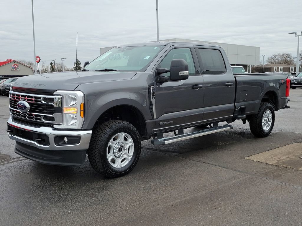 Certified 2025 Ford F250 XLT AWD/4WD image 8