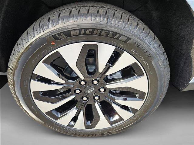 New 2026 Ford Expedition Platinum w/ Driver's Package AWD/4WD image 10
