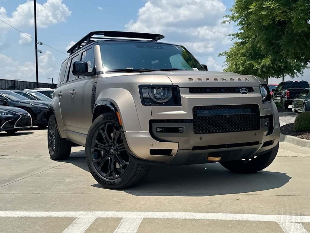 Used 2025 Land Rover Defender 110 AWD/4WD video 2