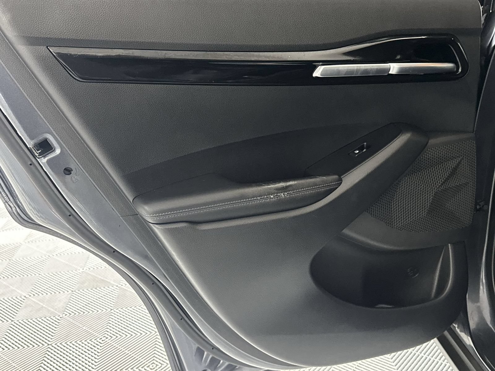 Used 2021 Kia Seltos S FWD image 29