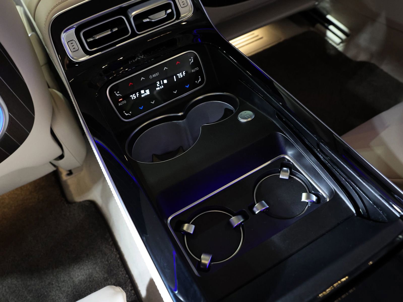 Used 2024 Mercedes-Benz Maybach S 580 4MATIC image 68