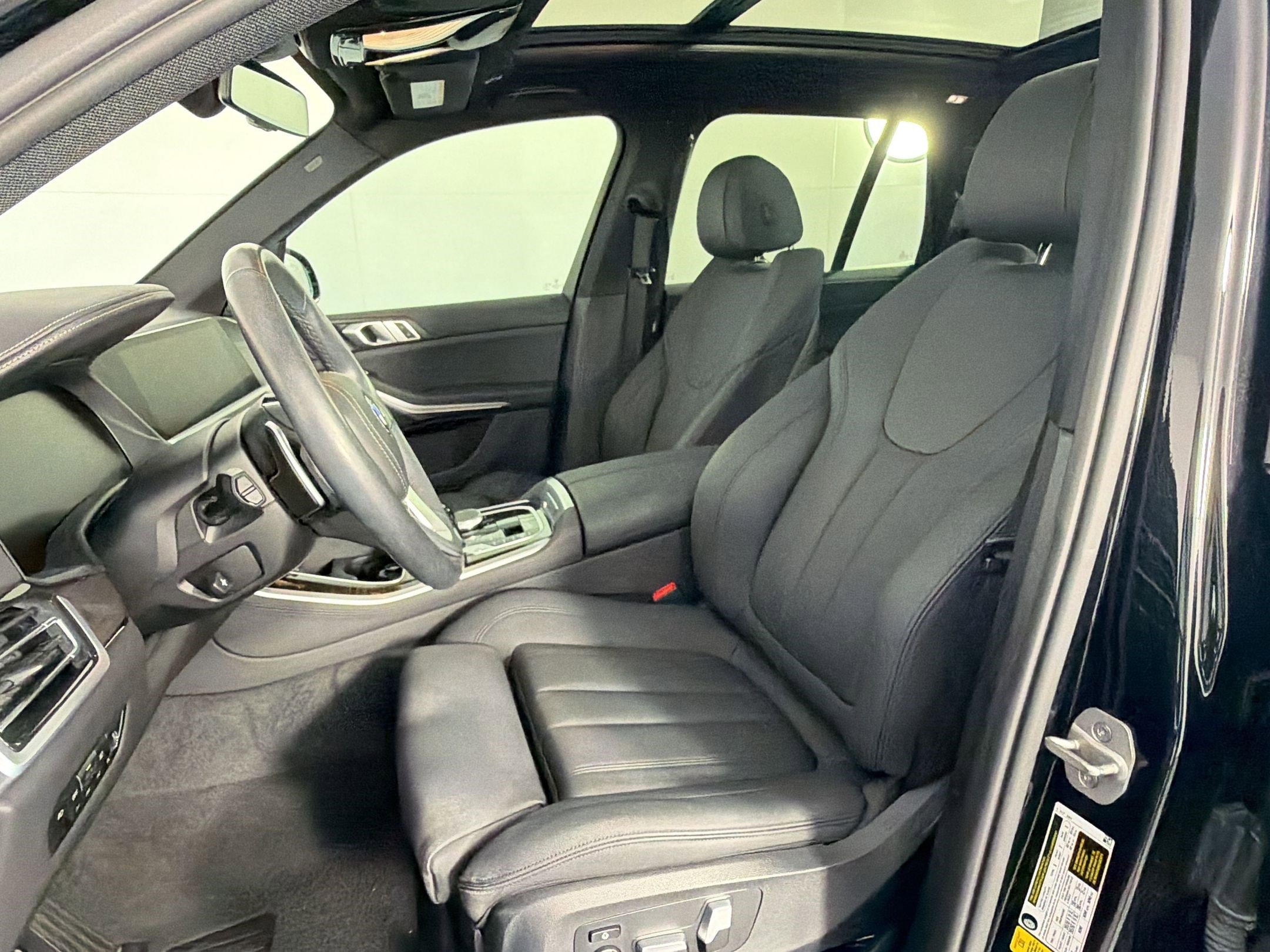 Used 2021 BMW X5 xDrive40i w/ Convenience Package AWD/4WD image 5