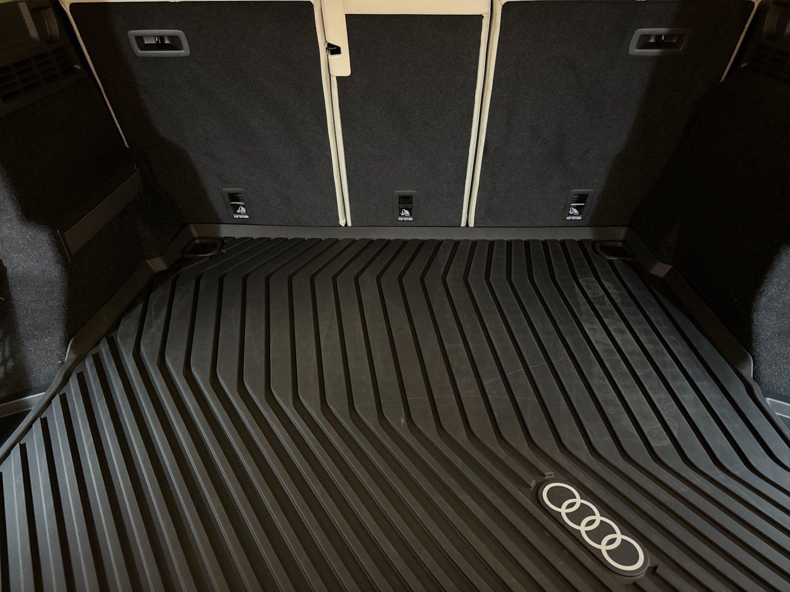Certified 2025 Audi Q5 Premium w/ Convenience Package image 15