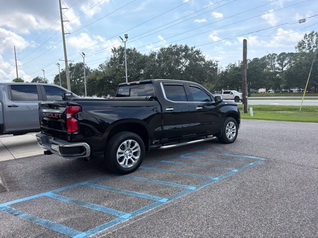 Used 2023 Chevrolet Silverado 1500 LTZ w/ LTZ Convenience Package II RWD image 4