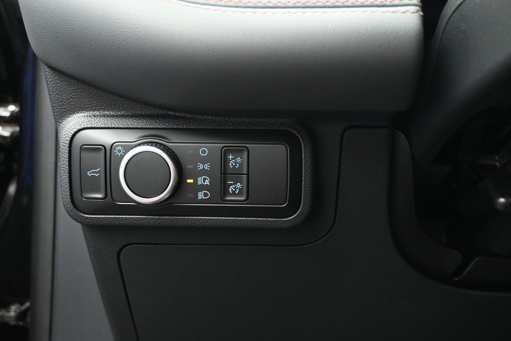 New 2026 Ford Explorer Active RWD image 12