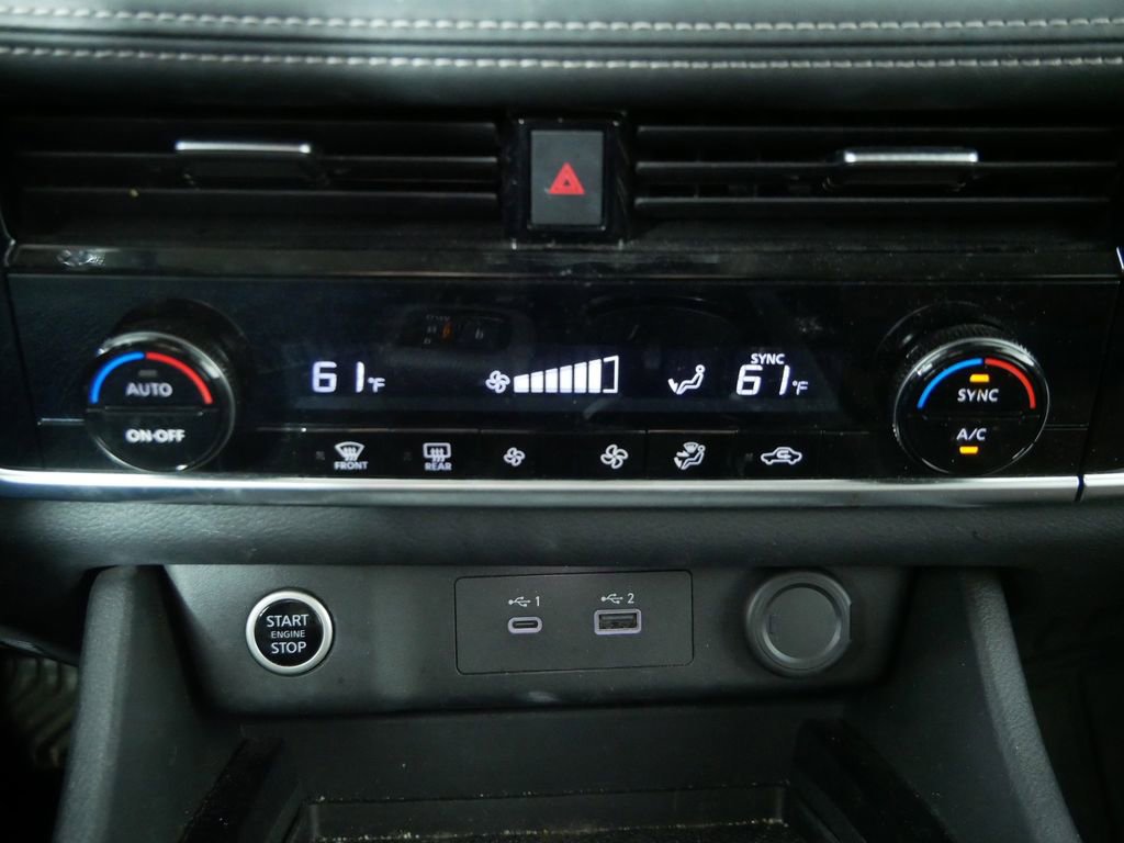 Used 2021 Nissan Rogue SV FWD image 30