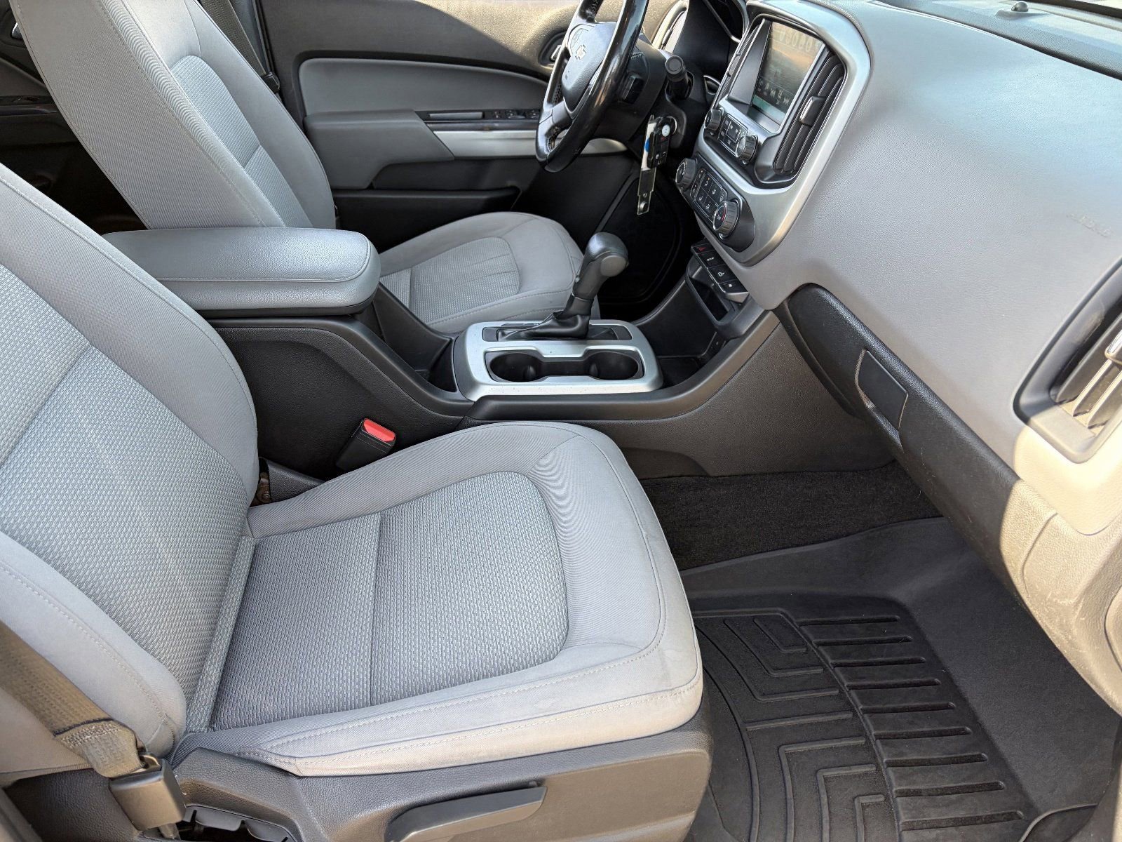 Used 2018 Chevrolet Colorado LT w/ LT Convenience Package AWD/4WD image 12