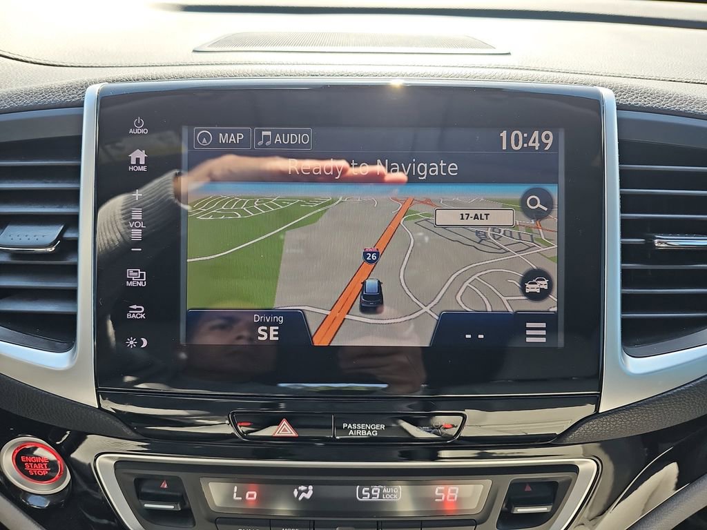 Used 2017 Honda Pilot Touring image 27