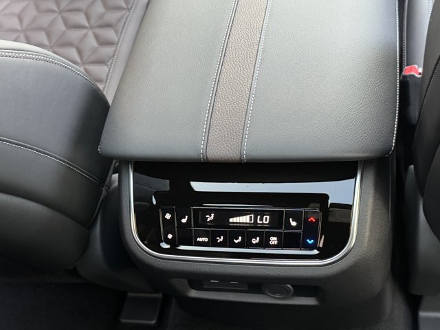 New 2026 Nissan Armada Platinum AWD/4WD image 28