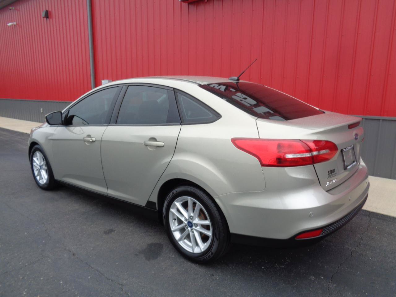 Used 2016 Ford Focus SE w/ Reverse Sensing Package FWD image 7