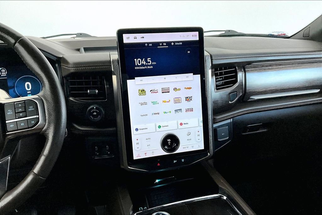 Used 2022 Ford Expedition King Ranch image 9