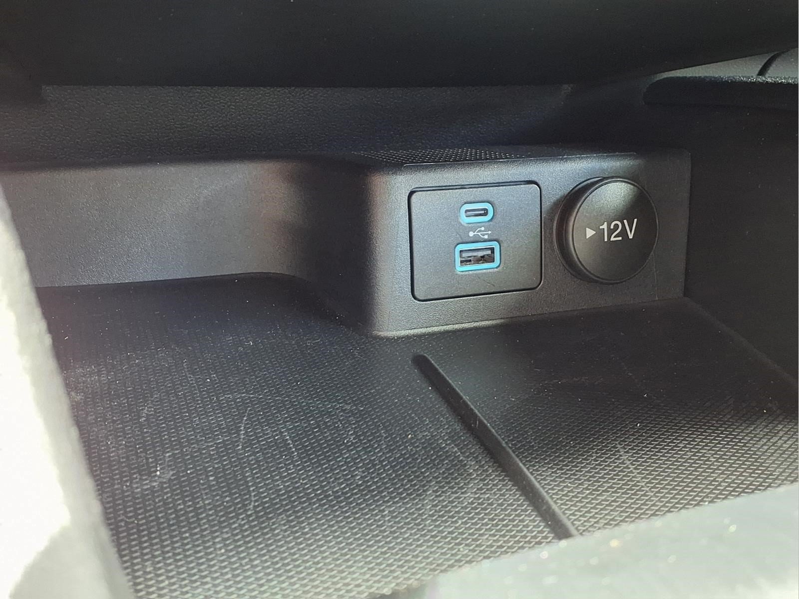 Used 2023 Ford Escape ST-Line w/ Tech Pack #1 FWD image 21
