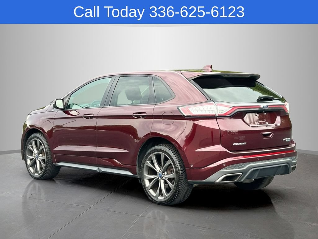 Used 2018 Ford Edge Sport w/ Equipment Group 401A AWD/4WD image 3