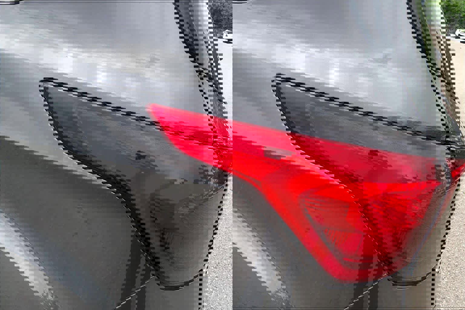 Used 2019 Ford Escape SEL image 29