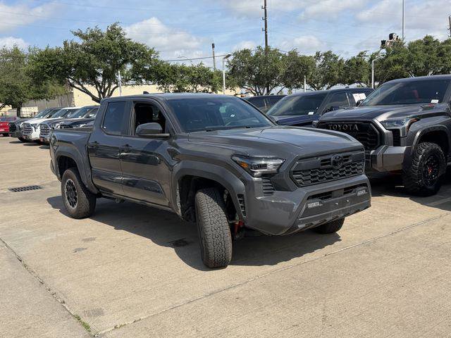 Certified 2026 Toyota Tacoma TRD Off-Road AWD/4WD image 3