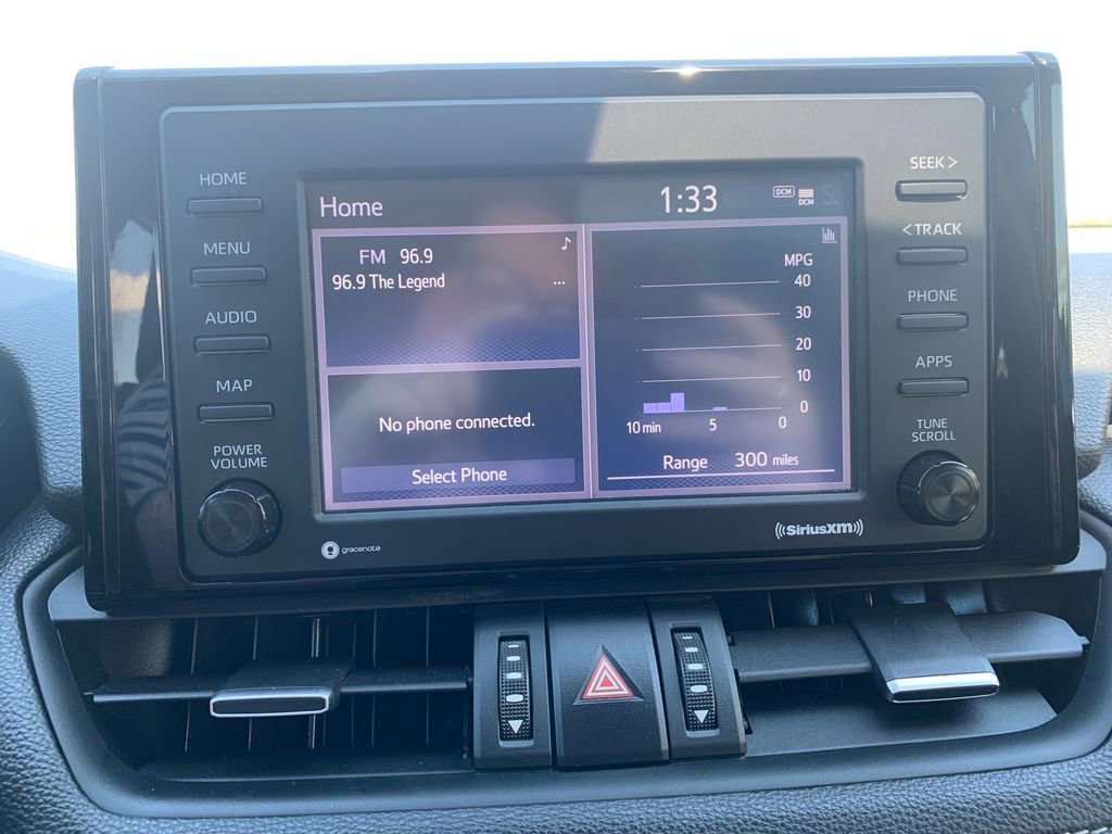 Used 2021 Toyota RAV4 XLE Premium image 20