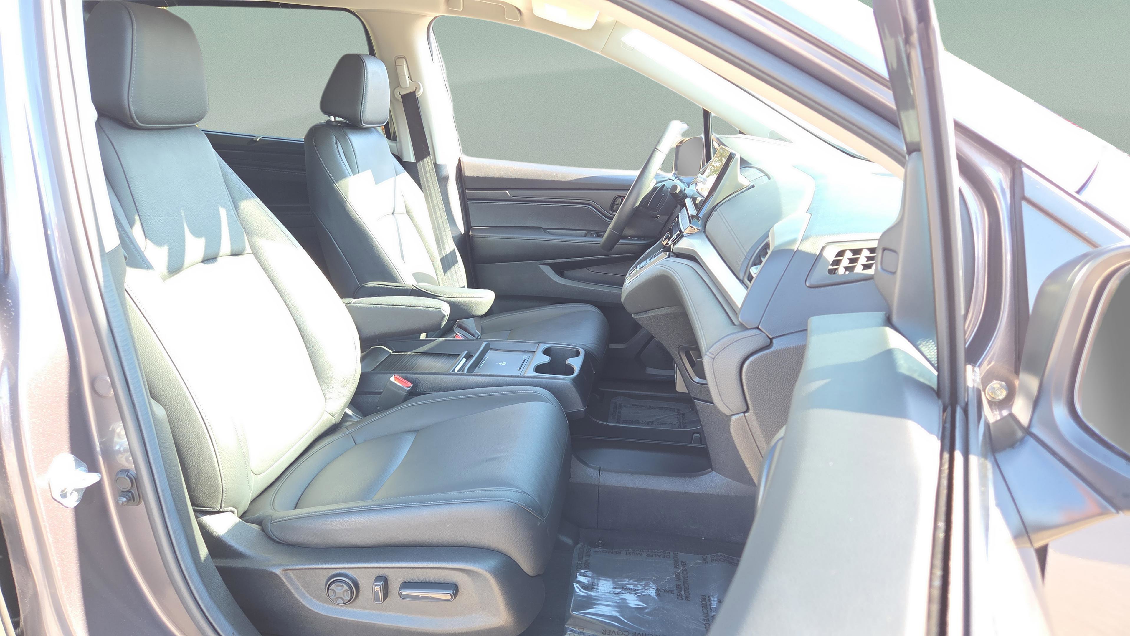 Certified 2025 Honda Odyssey EX-L image 19