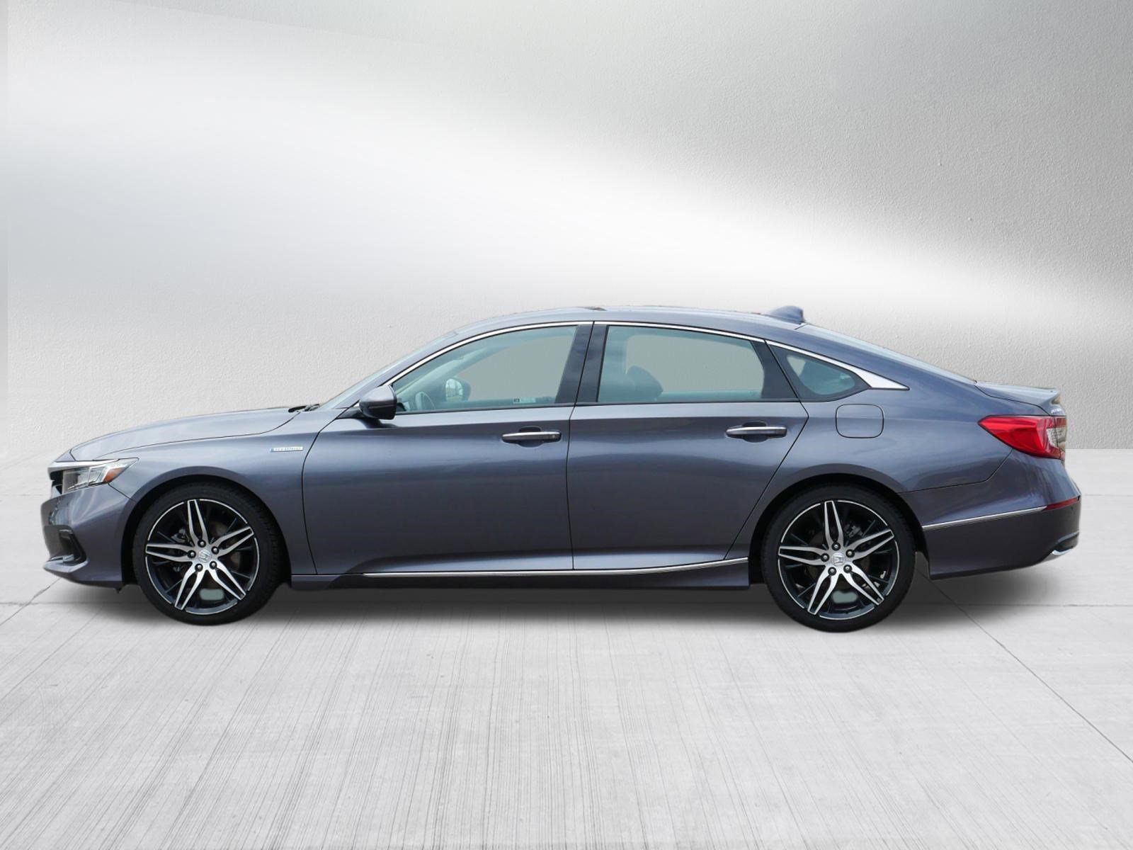 Used 2021 Honda Accord Touring image 3
