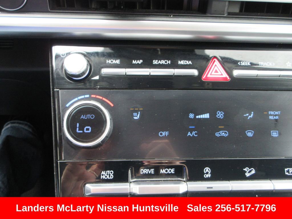 Used 2025 Hyundai Santa Fe SEL image 21