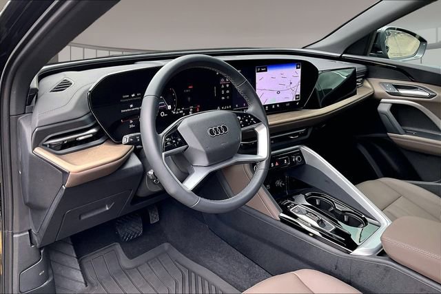 Used 2025 Audi Q5 Premium w/ Convenience Package AWD/4WD image 17