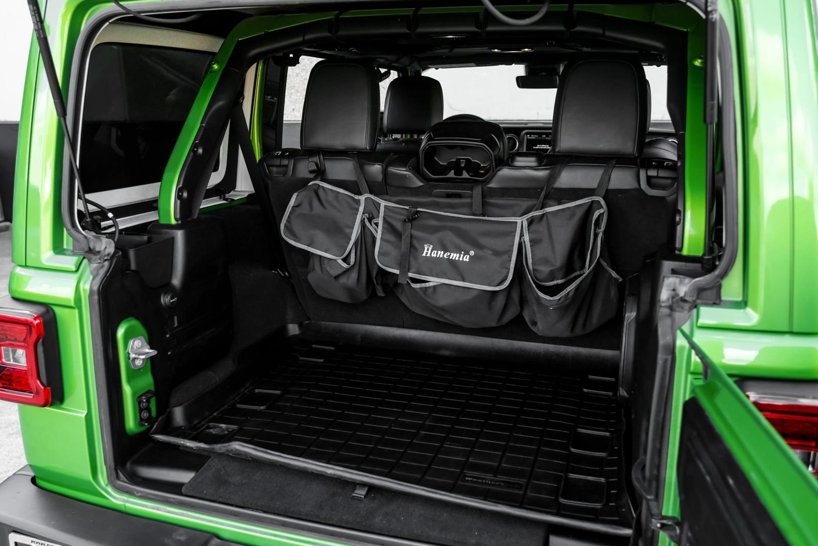 Used 2019 Jeep Wrangler Unlimited Sahara AWD/4WD image 50