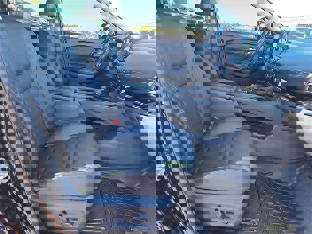 Used 2023 Nissan Rogue SL w/ SL Premium Package image 15