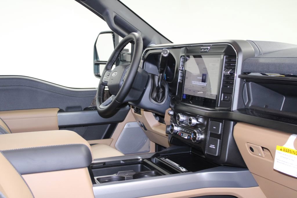 New 2026 Ford F250 Lariat w/ Chrome Package image 32