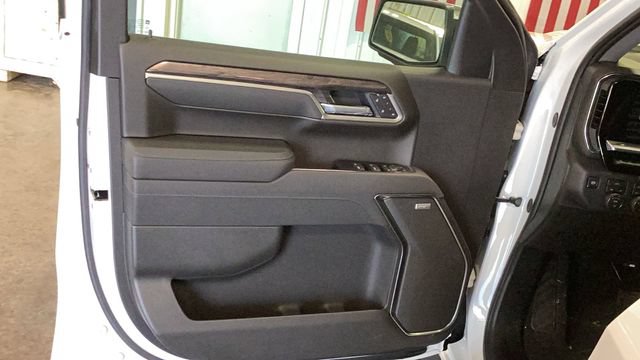 New 2026 Chevrolet Silverado 1500 LTZ w/ LTZ Premium Package AWD/4WD image 14