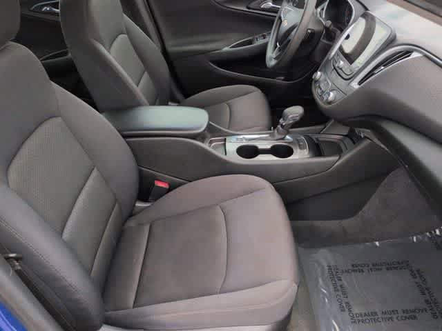 Used 2023 Chevrolet Malibu LS image 21
