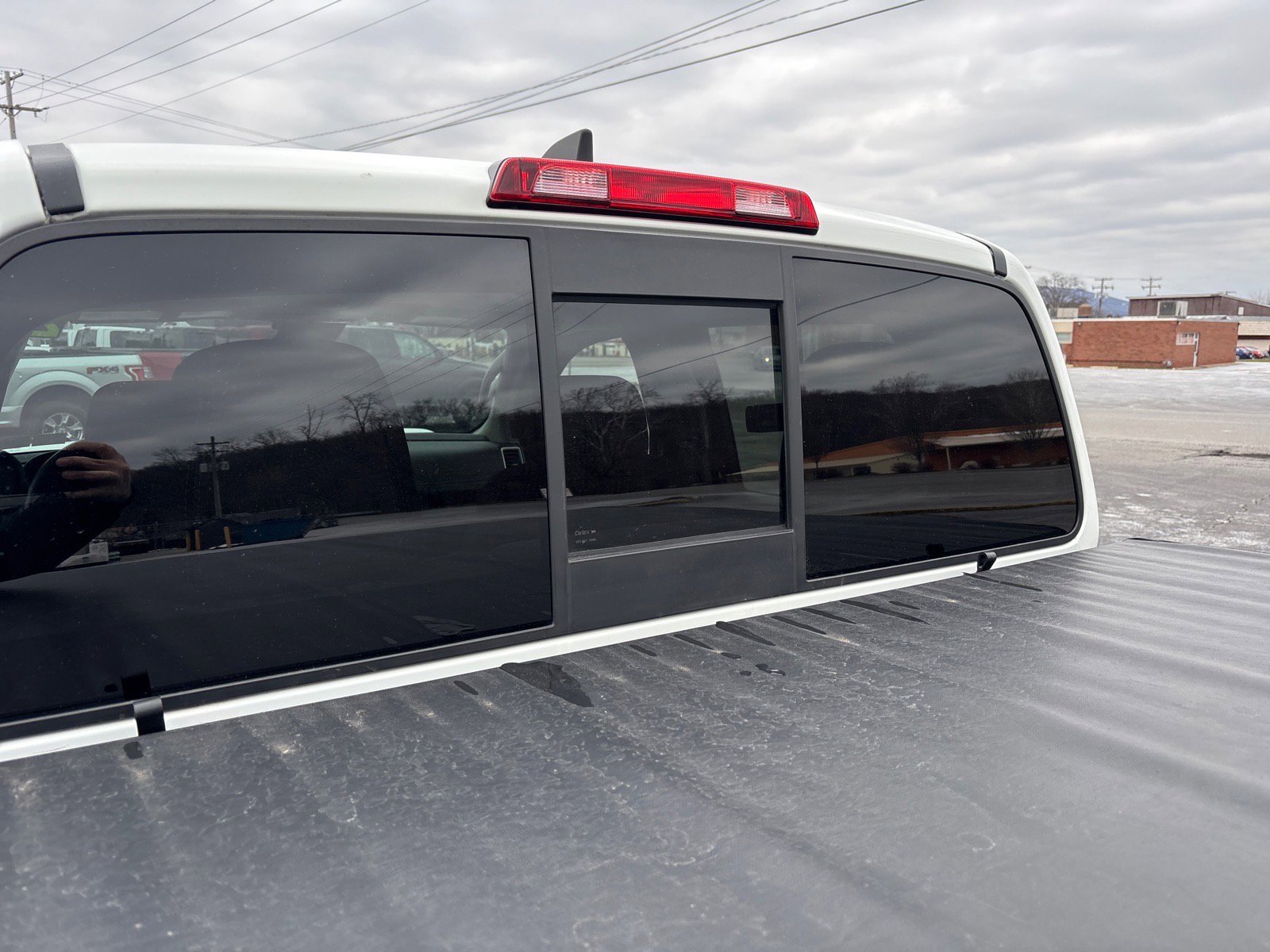 Used 2022 Nissan Frontier SV image 11