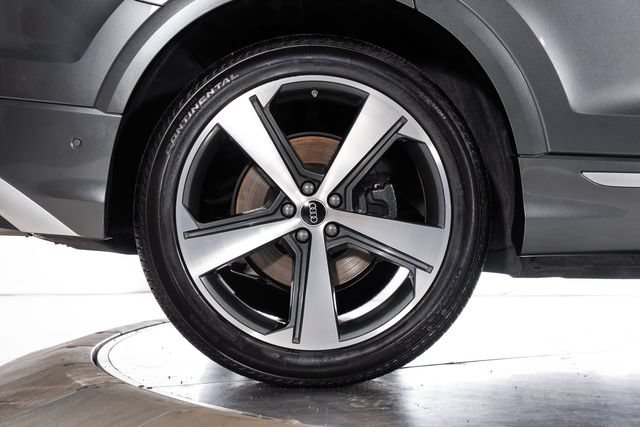Used 2024 Audi SQ8 Prestige AWD/4WD image 14