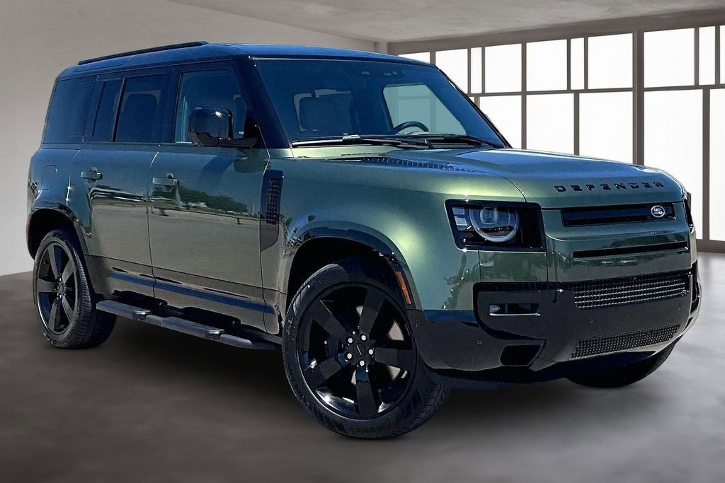 New 2026 Land Rover Defender 110 X-Dynamic SE AWD/4WD image 2