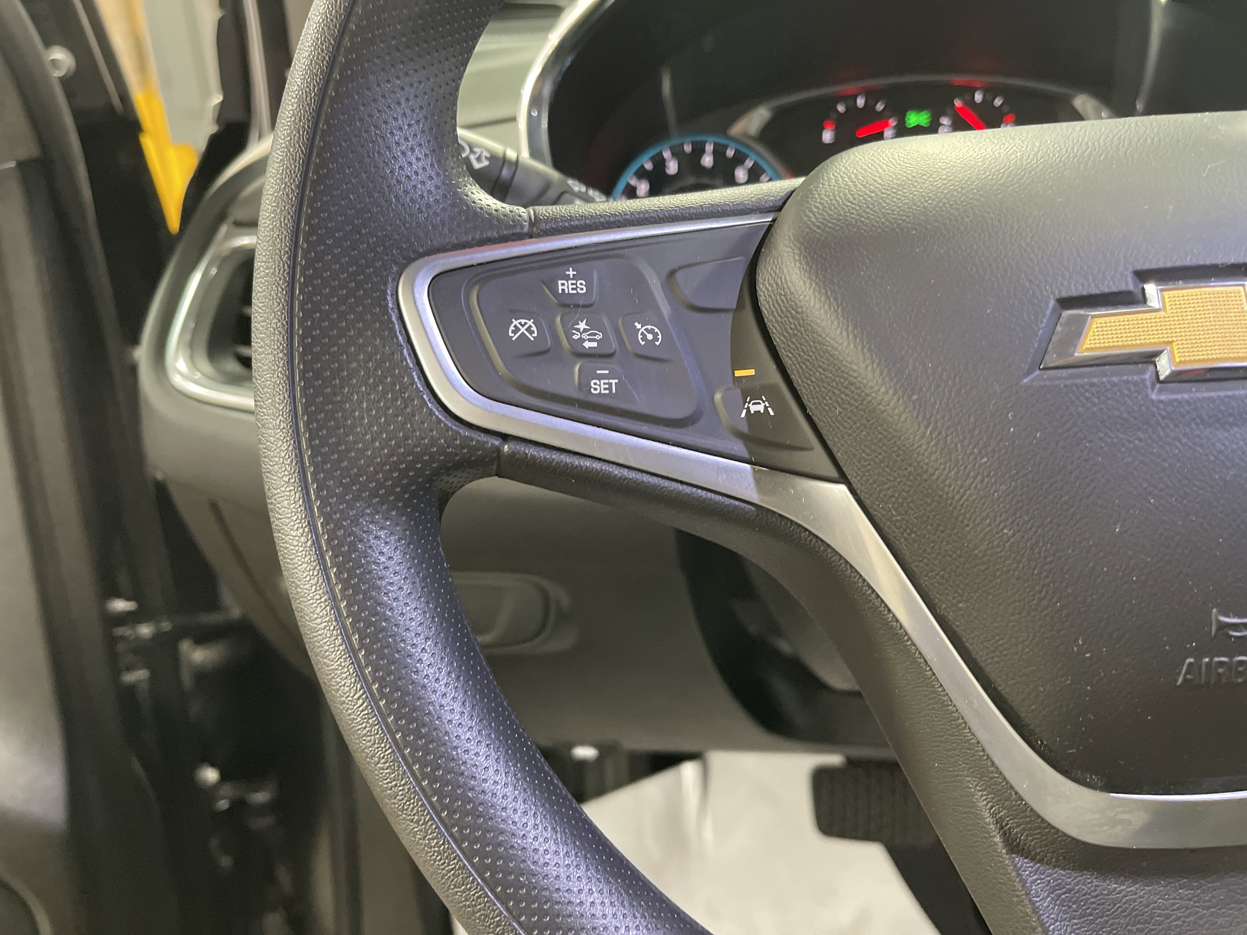 Used 2022 Chevrolet Equinox LT image 17