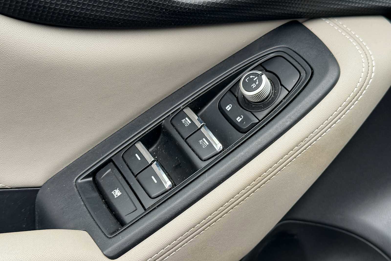 Certified 2021 Subaru Forester Limited image 17