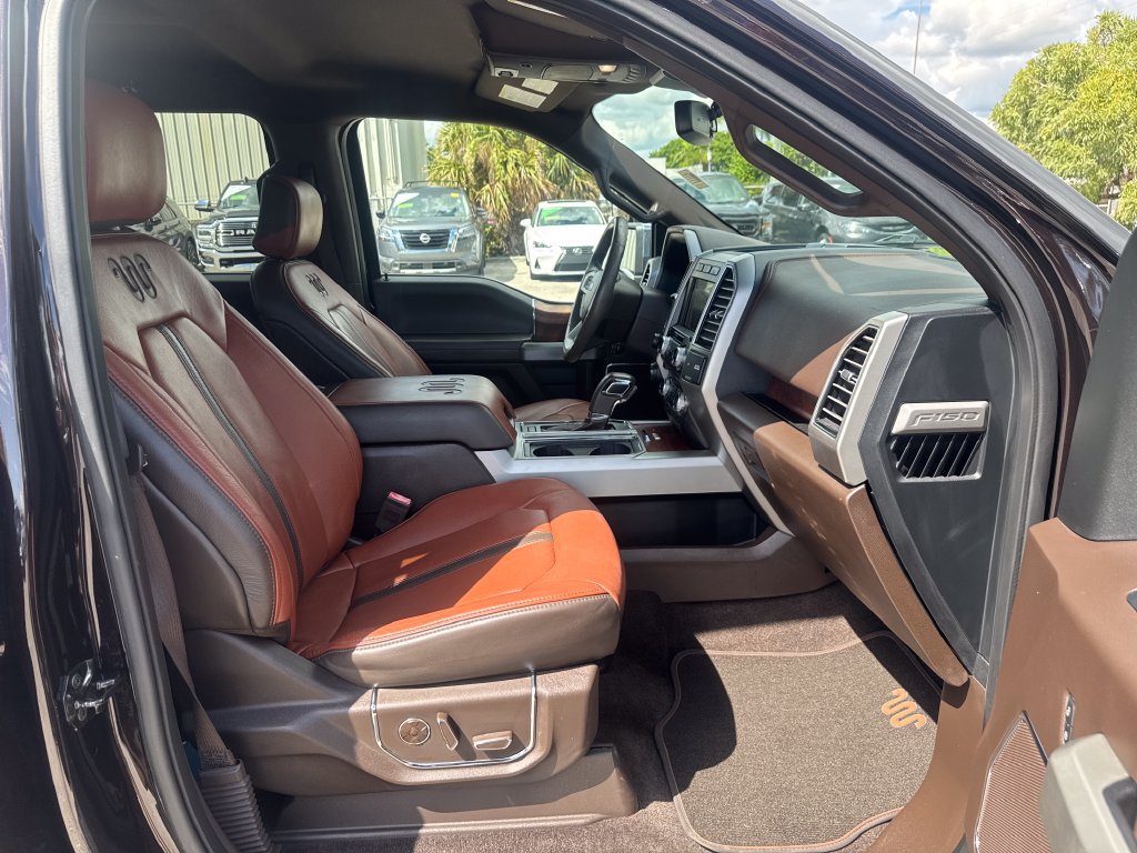 Used 2018 Ford F150 King Ranch w/ Equipment Group 601A Luxury AWD/4WD image 26