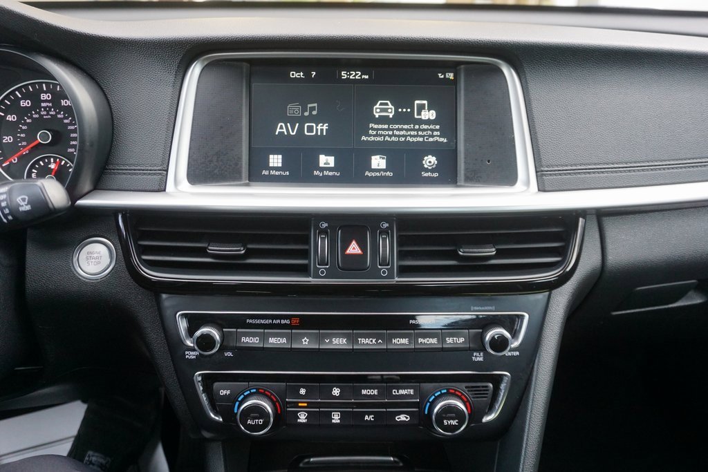 Used 2019 Kia Optima S image 11