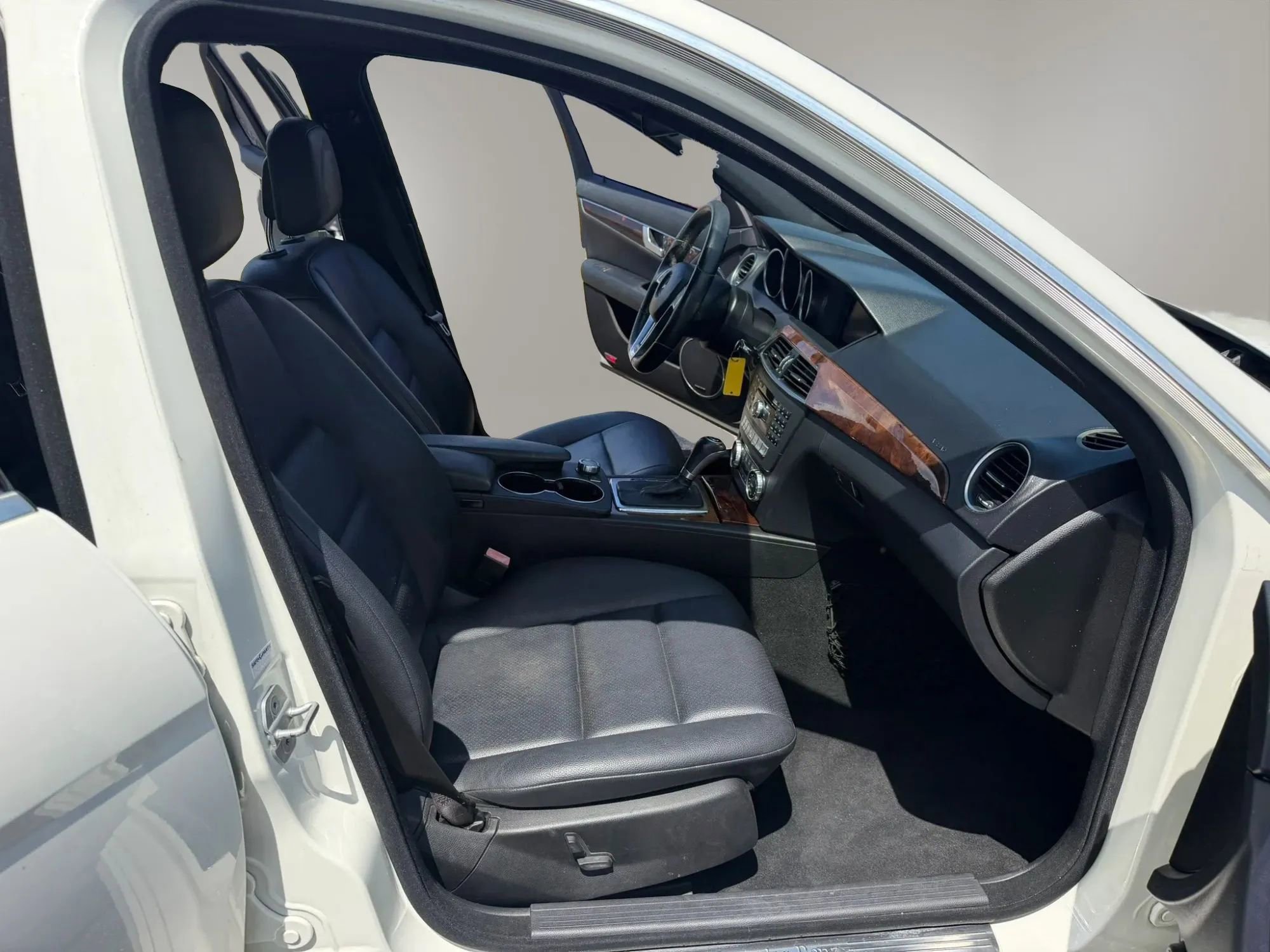 Used 2012 Mercedes-Benz C 250 Sedan image 14