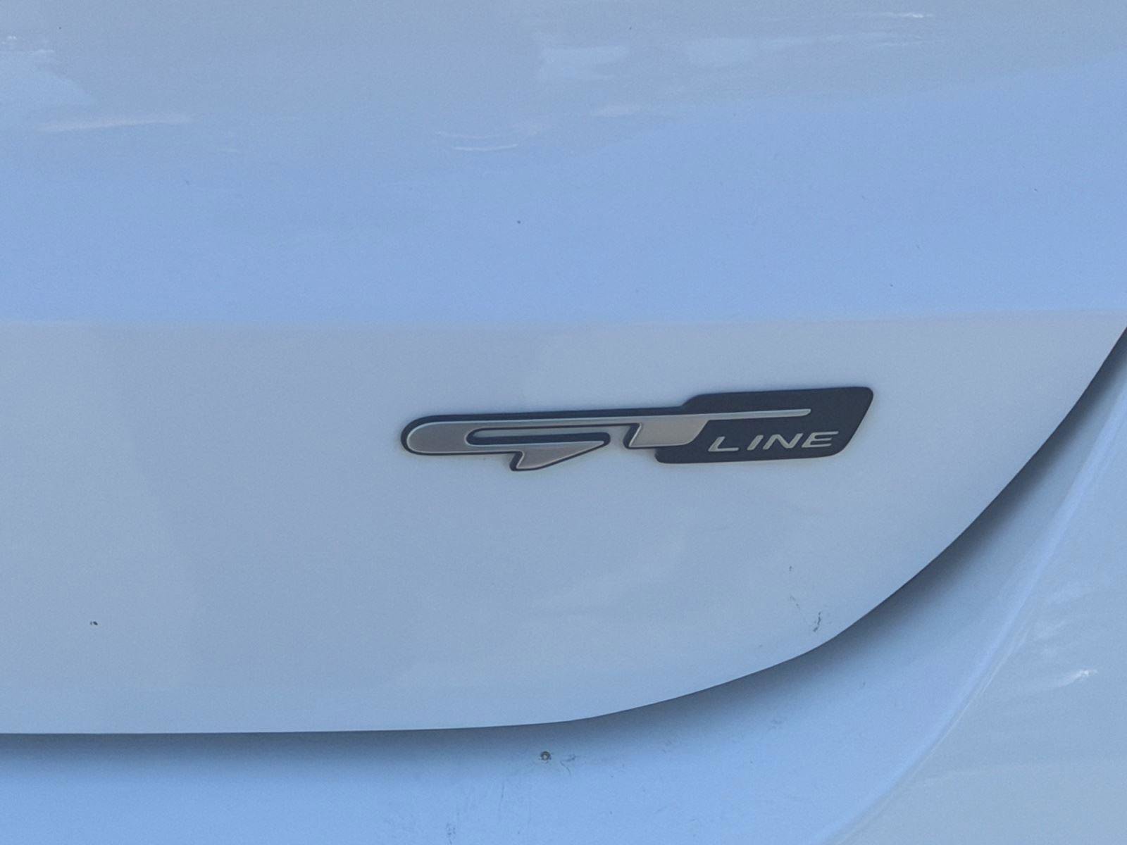Used 2022 Kia K5 LX FWD image 10