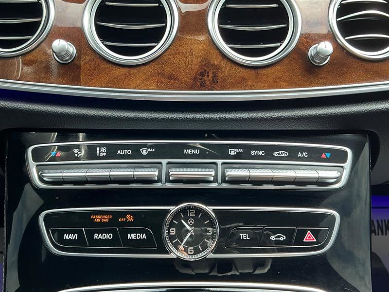 Used 2017 Mercedes-Benz E 300 4MATIC image 39