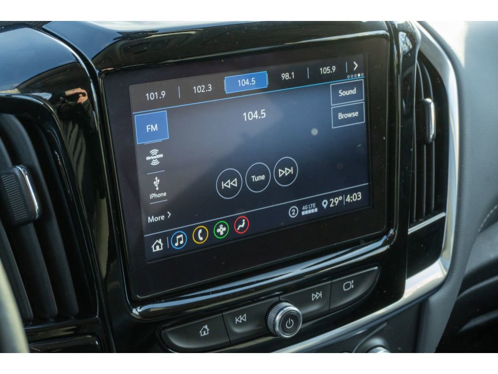 Used 2021 Chevrolet Traverse LT image 22