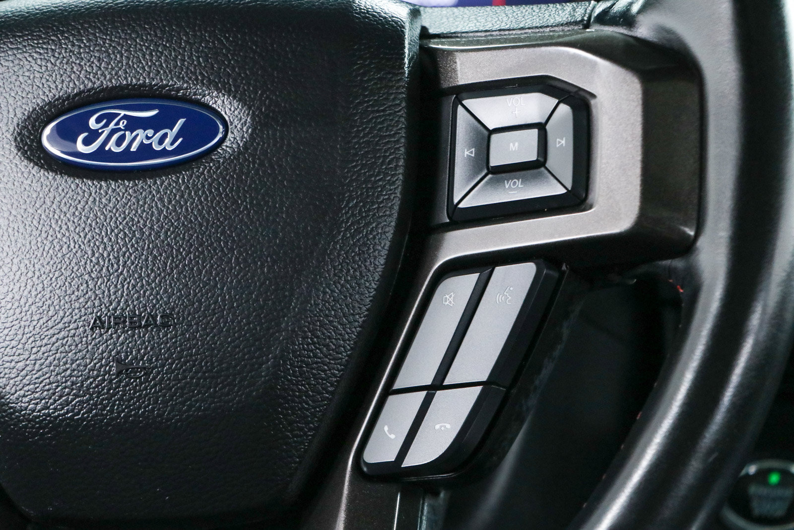 Used 2021 Ford Expedition Limited RWD image 15