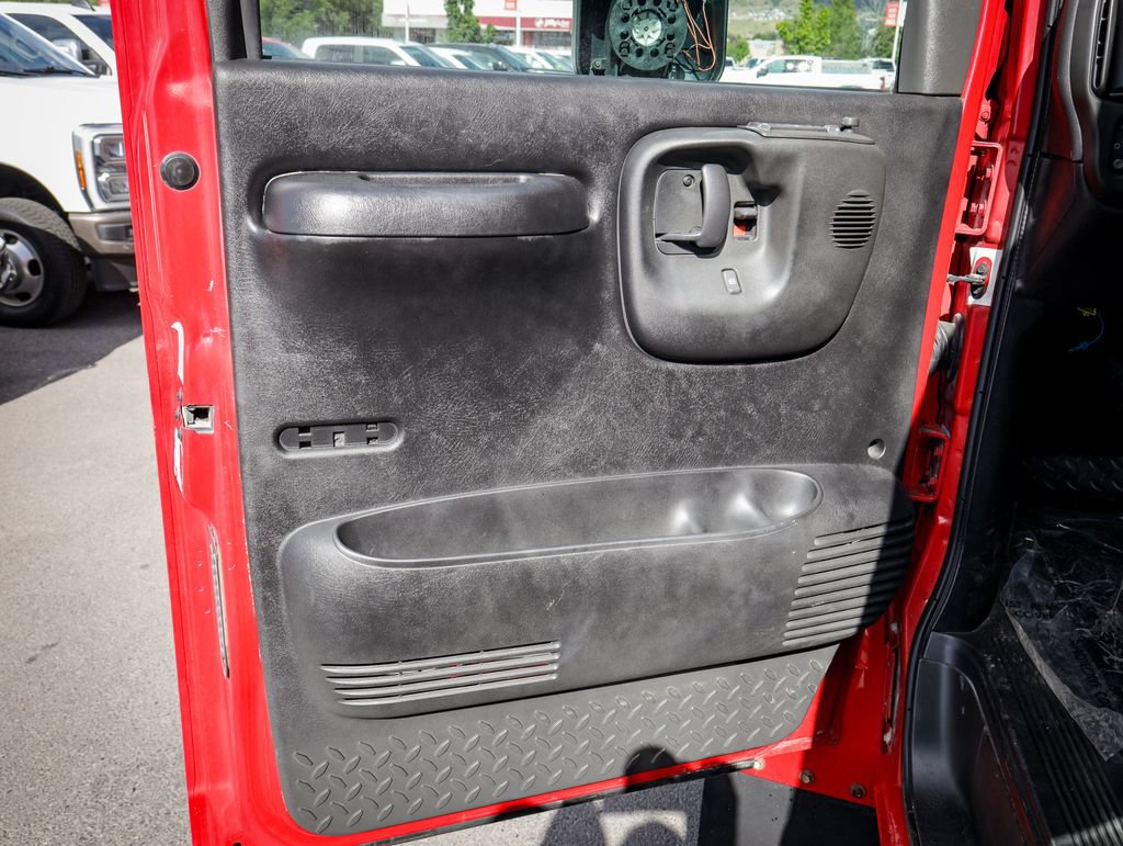 Used 2006 Chevrolet Kodiak C4500 2WD Crew Cab image 15