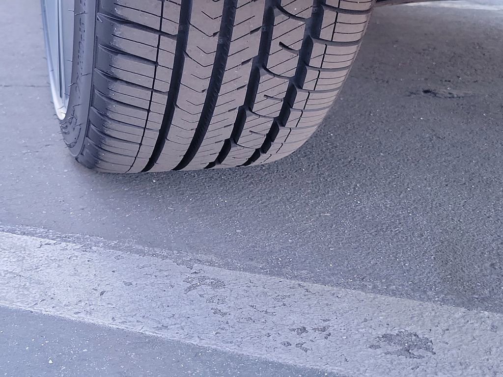 Used 2020 BMW 330i xDrive 330i xDrive w/ Premium Package image 29