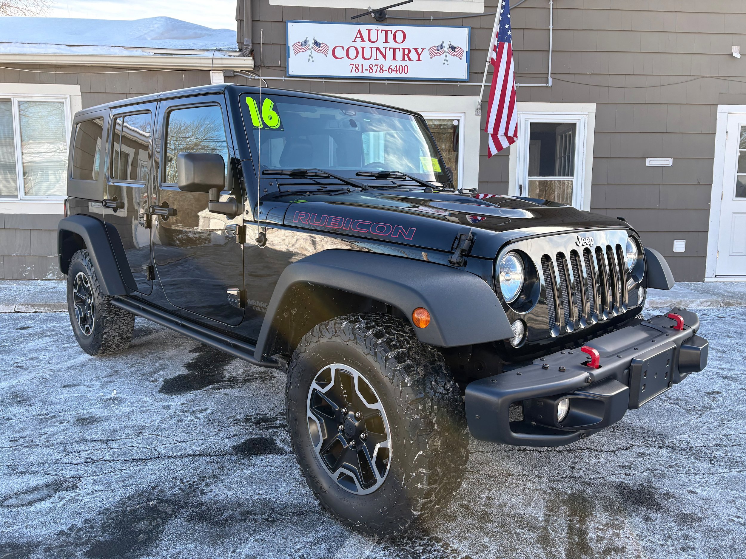 Used 2016 Jeep Wrangler Unlimited Rubicon image 3