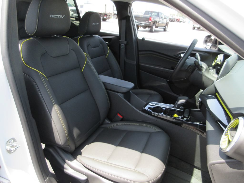 Certified 2025 Chevrolet Trax ACTIV w/ Driver Confidence Package FWD image 21