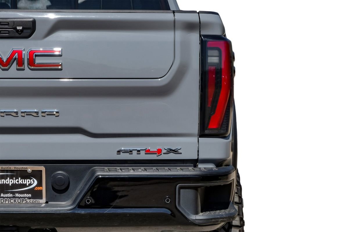 Used 2024 GMC Sierra 2500 AT4X image 53
