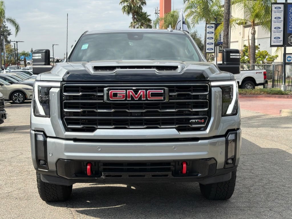 Used 2024 GMC Sierra 2500 AT4 w/ AT4 Premium Plus Package AWD/4WD image 4